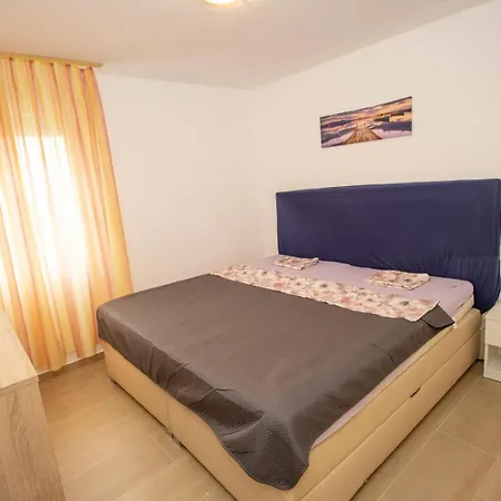 Ap - 2 Bedroom, Centar Apartment